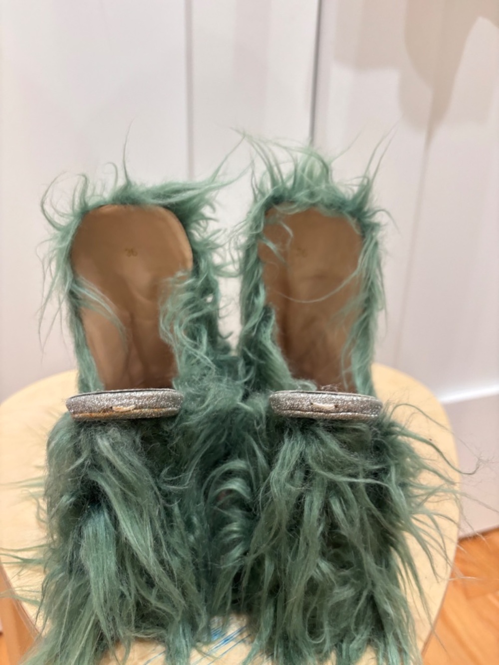 Maison Margiela Faux Fur Slippers Suspended Pyramid Heels - Picture 2 of 5